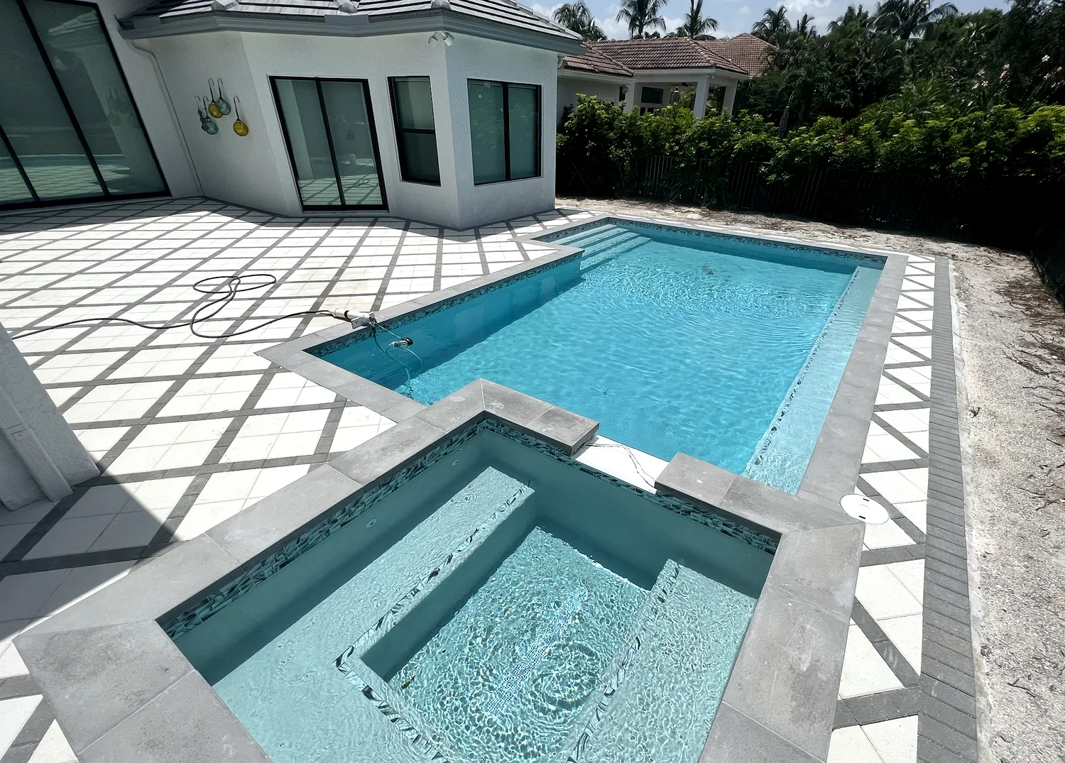 BallenIsles Coconut Key integrated spa and pool details